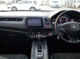 Honda HR-V 1.5 E CVT Automatic 2018 Km Low... 3