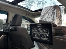 Toyota Kijang Innova Zenix Hybrid 2023 v hybrid modelista hitam cash kredit proses bisa dibantu 16