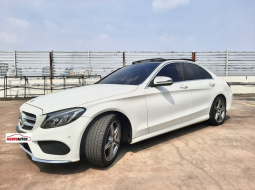 Mercedes-Benz C250 AMG Avantgarde Tahun 2017 Putih