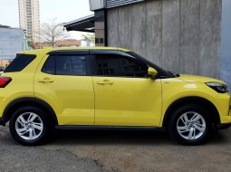 Km5rb Toyota Raize 1.2 G CVT 2022 Kuning matic dp35jt cash kredit proses bisa dibantu 6