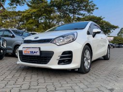 Kia Rio 1.4 Option AT Matic 2016 Putih Istimewa Terawat KM 54rb
