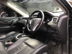 TDP RINGAN!! Nissan X-Trail 2.5 2015 TERMURAH!! 7