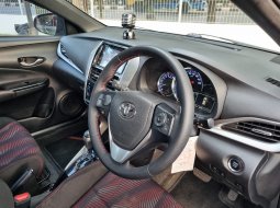 Toyota Yaris S 2018 4