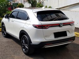 Km 1 ribuan honda hrv se cvt matic 2023 putih masih plastikan cash kredit proses bisa dibantu 20