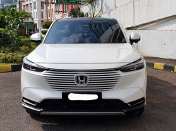 Km1rban dp 53 jt Honda hrv se cvt 2023 putih cash kredit proses bisa dibantu jok masih plastikan 1