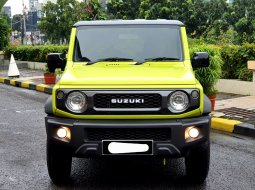 Km8rb Suzuki Jimny AT 2022 kuning kinetic yellow cash kredit proses bisa dibantu 1