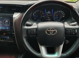 Dp65jt saja Toyota Fortuner 2.4 VRZ AT 2019 diesel putih cash kredit proses bisa dibantu 7