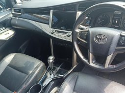 Toyota Venturer 2.0 Q A/T 2021 4