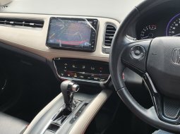 Km21rb Honda HRV 1.8L Prestige CVT CKD Facelift AT 2021 Merah sunroof cash kredit proses bisa dbantu 16
