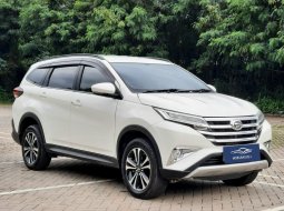 Daihatsu Terios 1.5 R Deluxe SUV AT 2018 PUTIH Dp 14,9 Jt No Pol Ganjil 1