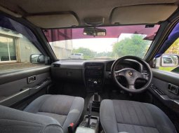 Nissan Terrano 2.4 Manual 1997 antik 6