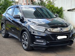 Km22rb honda hrv se 2021 hitam tangan pertama dari baru cash kredit proses bisa dibantu