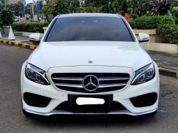 6ribuan mls Mercedes benz c300 amg line 2018 putih cash kredit proses bisa dibantu