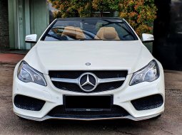 20rb mls Mercedes Benz E250 Cabrio AMG Line (A207) CBU AT 2013 putih cash kredit proses bisa dibantu