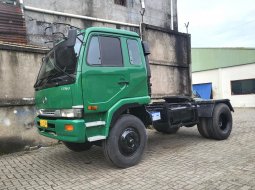 MURAH+banBARU UD trucks engkel PK 260 CT tractor head trailer 2014 1