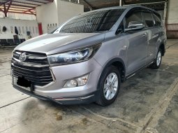 Toyota Innova G 2.0 Bensin AT ( Matic ) 2020 Silver km 52rban Siap Pakai 3