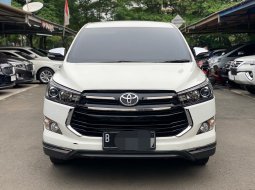 Toyota Kijang Innova Venturer Bensin