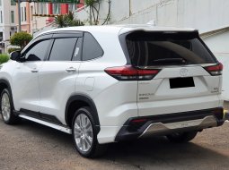 Toyota Kijang Innova Zenix Q Hybrid modelista 2023 putih ready gak perlu indent cash kredit bisa 6