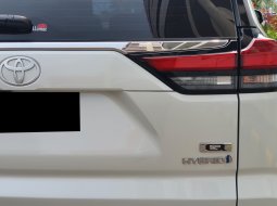 Toyota Kijang Innova Zenix Q Hybrid modelista 2023 putih ready gak perlu indent cash kredit bisa 8