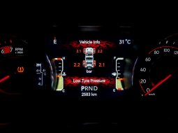 Antik km2rb Jeep Wrangler Rubicon 2-Door 2021 bensin hitam tangan pertama dari baru cash kredit bisa 7