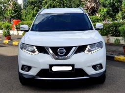 Nissan xtrail 2.5 at 2015 putih record tangan pertama dari baru cash kredit proses bisa dibantu
