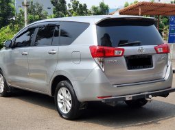 SIAP PAKAI! Toyota Kijang Innova 2.4 G Diesel AT 2018 Silver 5