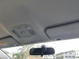 SIAP PAKAI! Toyota Kijang Innova 2.4 G Diesel AT 2018 Silver 14