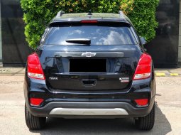 Km31rb record chevrolet trax premier turbo 2018 hitam sunroof tangan pertama dari baru cash kredit 6