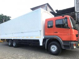 MULUS+banBARU MURAH Mitsubishi Fuso tronton 6x2 wingbox 2015 wing box