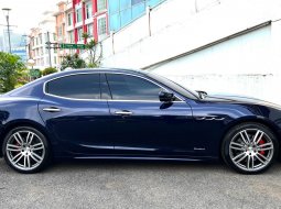 New Model Maserati Ghibli (350 Hp) Facelift AT 2018 Blue On Brown 6