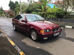 Dijual BMW E36 320i M50 matic th 1994 merah maron 1