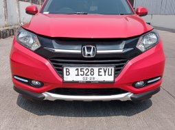 Di jual Murah Honda HR-V 1.5L E CVT 2017 Merah