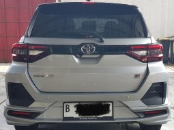Toyota Raize GR Turbo Two Tone A/T ( Matic ) 2022 Silver Km Cuma 2rban Mulus Gress Like New 2