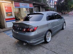 Dijual honda city VTEC AT 2006, nik 2005.
Warna silver stone. 5