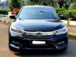 Honda Accord 2.4 VTIL AT Hitam Facelift 2018 Antik Low KM 55rb Record cash kredit proses bisa dibant