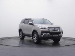 Toyota Fortuner 2.4 VRZ AT
Hubungi Firman 085772081280