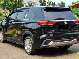 Toyota Kijang Innova Zenix Q Hybrid modelista 2023 hitam gak perlu indent unit ready siap pakai 7