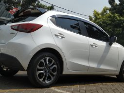 Mazda 2 R 2018 Putih Matic KM 38rb pajak panjang 8