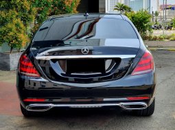 Km12rb Mercy Mercedes Benz S450 S450L sunroof 2018 hitam cash kredit proses bisa dibantu 11