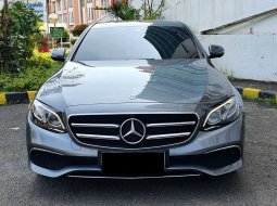 Km1rb Mercedes-Benz E-Class E 300 SportStyle Avantgarde Line 2019 record abu tangan pertama