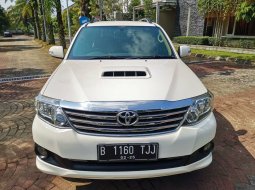 Toyota Fortuner 2.4 G AT 2015 SUV