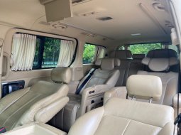 Hyundai H-1 Royale 9