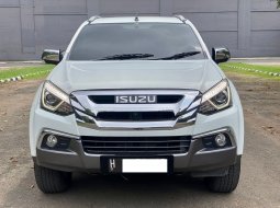 Isuzu MU-X Premiere