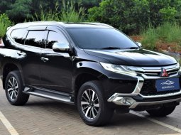 Mitsubishi Pajero Sport 2.4 Dakar SUV Diesel AT 2018 Hitam Dp 29,9 Jt No Pol Ganjil