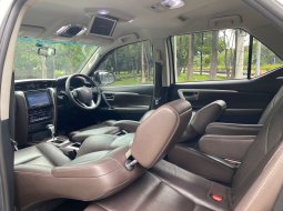 TOYOTA FORTUNER SRZ AT 2016 KM ASLI!! BEBAS TABRAK!! JAMINAN DARI SHOWROOM!!! 6