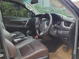 Ciamik TOYOTA FORTUNER VRZ TRD 2.4 MATIC 2020 HITAM 12