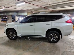 Mitsubishi Pajero Sport Dakar 4x2 AT DP 40 juta an 5