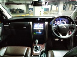Toyota Fortuner 2.4 G AT 2016 Abu-abu DP 40 juta an 9