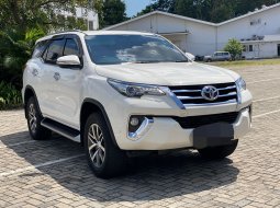 Toyota Fortuner 2.4 VRZ AT 2