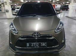 Toyota Sienta Q Automatic 2017 Gresss 3